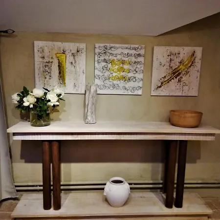 La Chartreuse Bed & Breakfast