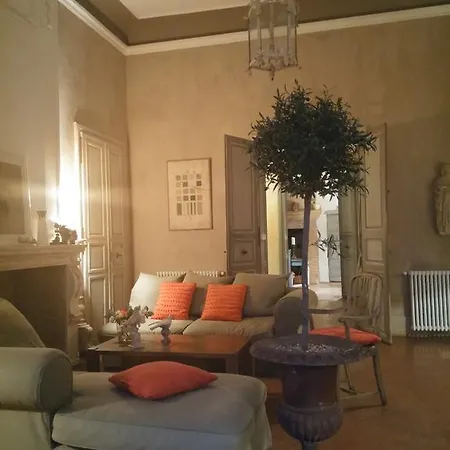 La Chartreuse Bed & Breakfast Drudas